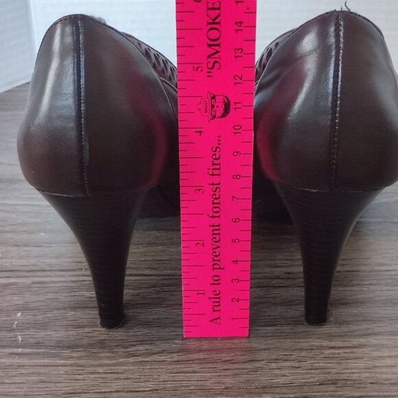 Connie High Heel Pumps Size 7 Brown Stacey Perforated Faux Leather Dressy Shoes - Picture 6 of 13